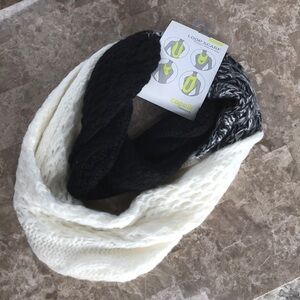 New Loop scarf by Capelli NY